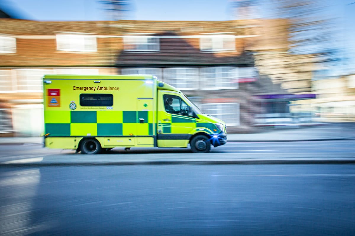 NHS AI Trial Begins to Speed Up Fracture Detection in UK Emergency Departments